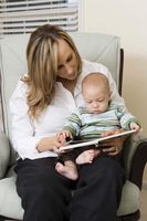 Comment lire Aloud à un 4 à 8 mois bébé âgé