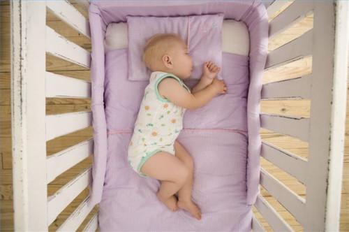 Comment obtenir votre bébé à dormir toute la nuit