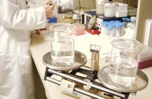 Procédures de laboratoire pour analyse de l'eau pour la pollution