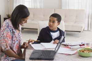 Comment obtenir l'école de votre enfant d'arrêter de donner trop de devoirs