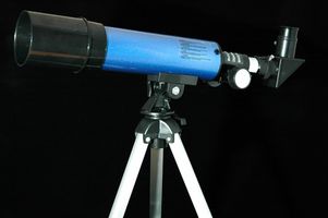 Comment faire pour configurer un télescope Meade Starfinder