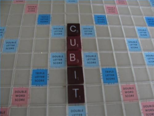 Comment jouer le jeu de société Scrabble