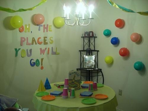 Comment lancer un Seuss de fête d'anniversaire pour votre enfant Dr.